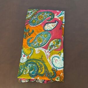 Multi cool scarf for winter or summer. Hold any hair style in place .